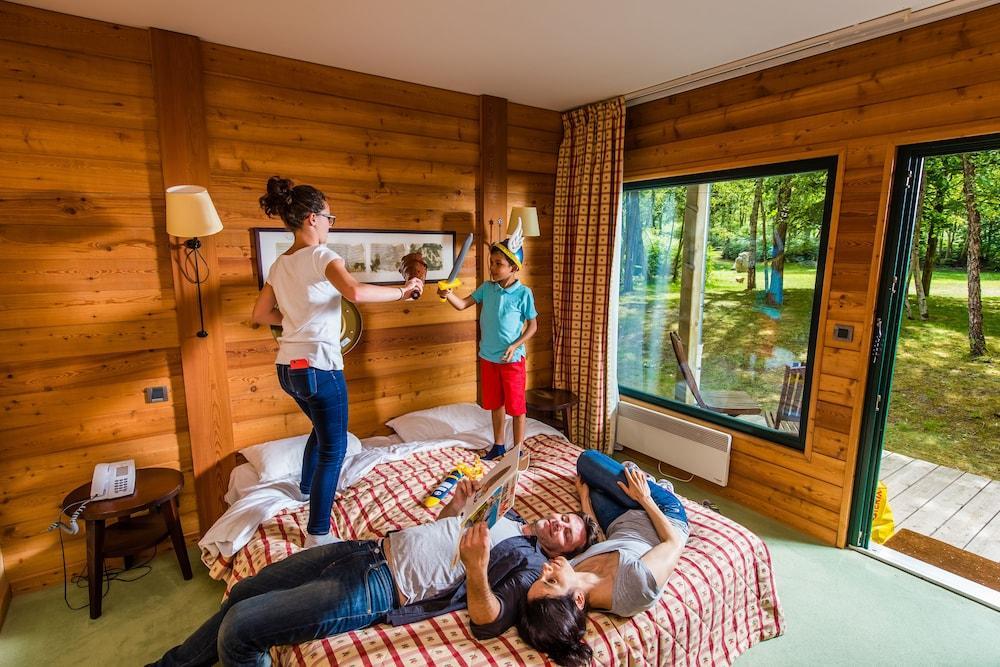 Hotel Des Trois Hiboux Plailly Εξωτερικό φωτογραφία