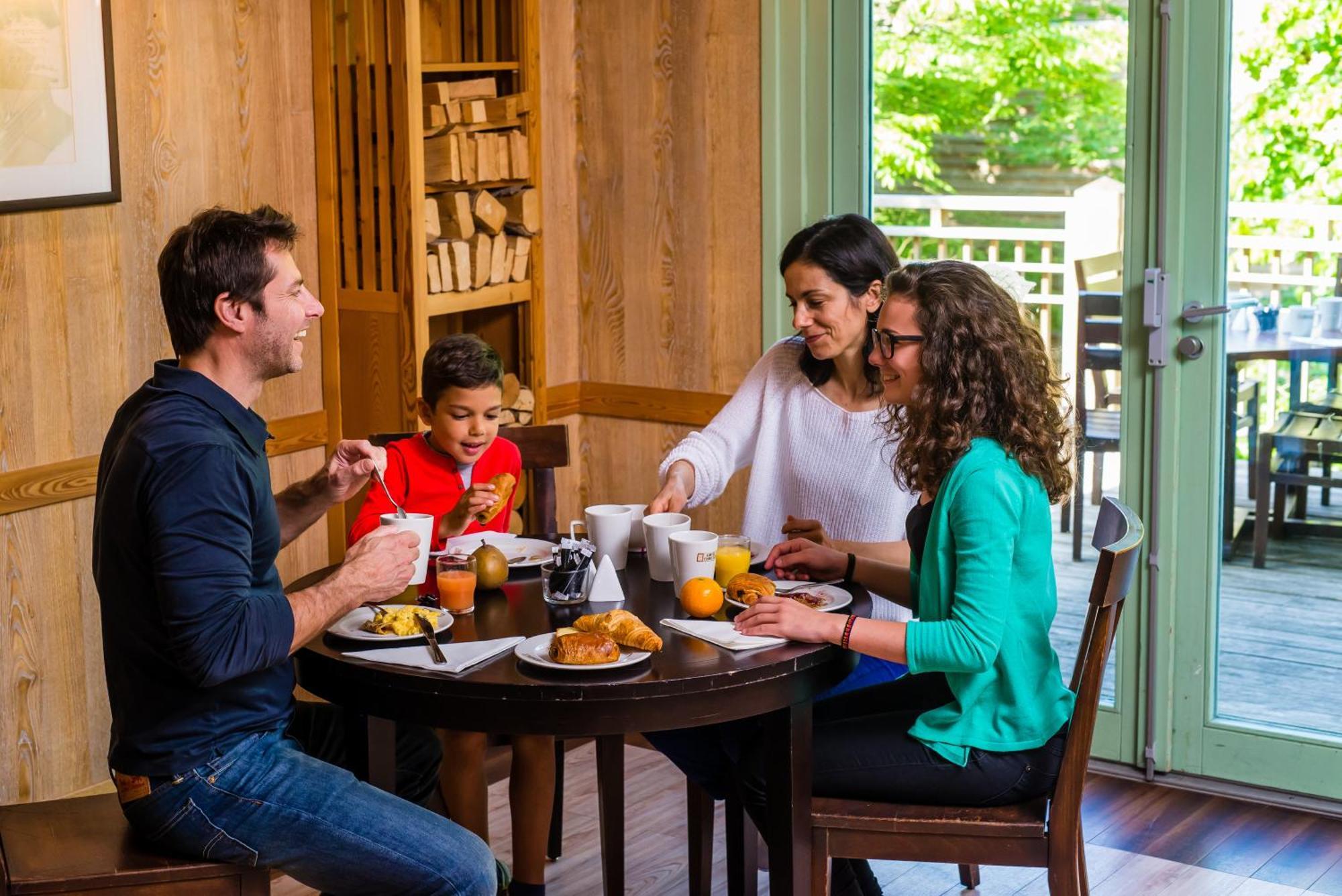 Hotel Des Trois Hiboux Plailly Εξωτερικό φωτογραφία